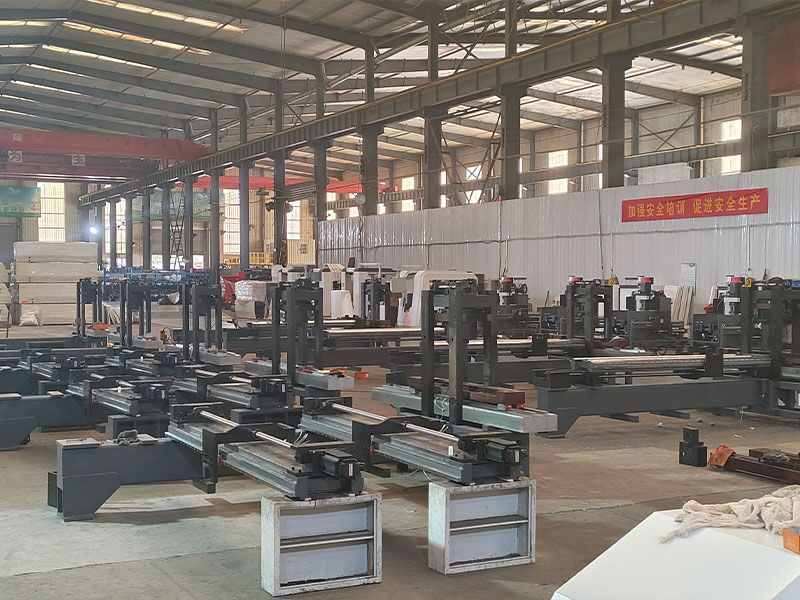 cesoia cnc per sbarre collettrici